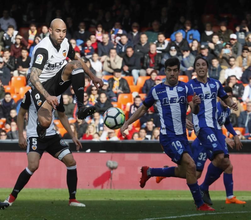 Valencia - Alavés, en imágenes