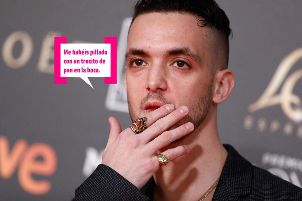 C. Tangana posando para la foto