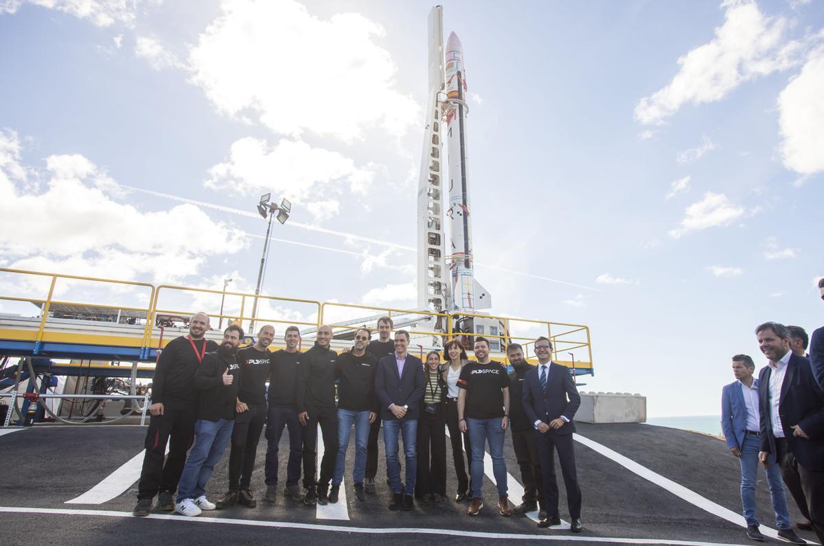 Sánchez apuesta por ver a España en la vanguardia de la emergente industria del transporte espacial