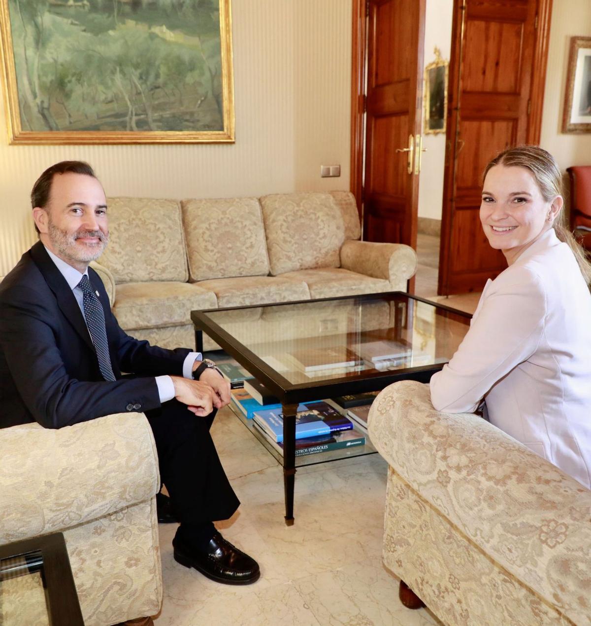Le Senne y Prohens, en el Consolat de Mar en una fotografía de archivo.