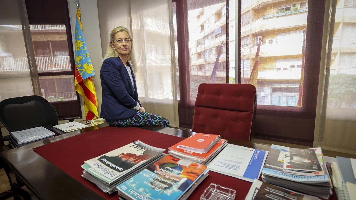 Marifé Esteso es la presidenta del Colegio de Agentes de la Propiedad Inmobiliaria de Alicante.