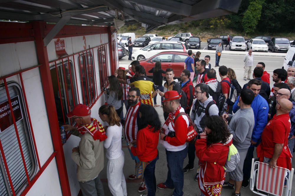 Cues a Montilivi per aconseguir les últimes entrades del Girona-Osasuna