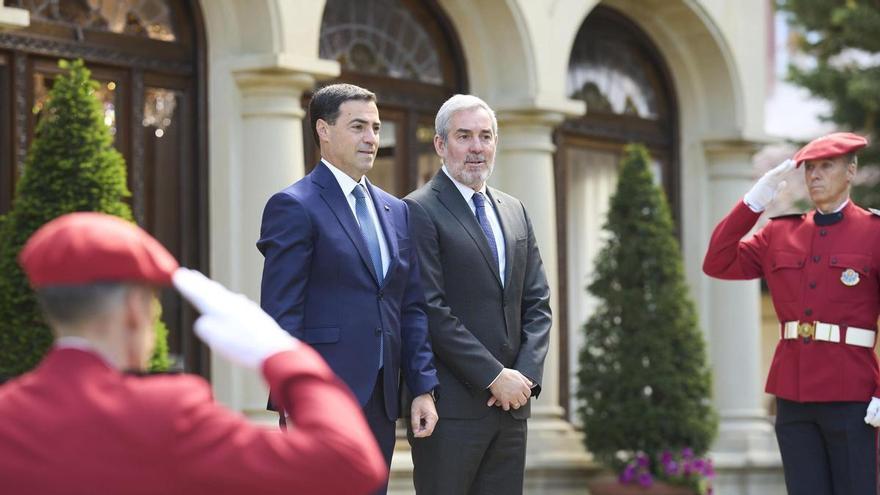 Canarias acepta el modelo de gestión de aeropuertos que el Estado pactó con Euskadi: "Entre el 1 y el 10, nos quedamos con el 5"