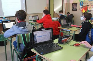 Los profesores demandan mayor formación en las TIC para su uso “adecuado” en la enseñanza