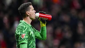 Szczęsny sorprende a todos los aficionados blaugrana con su regate