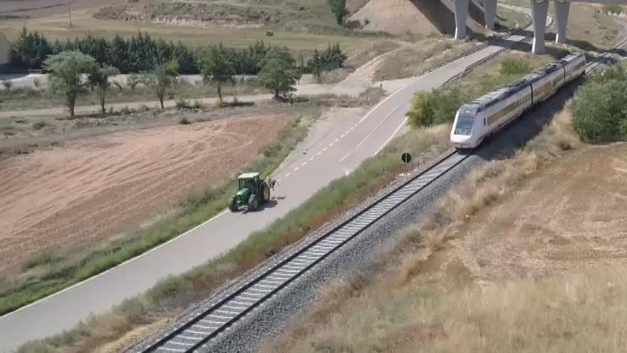 La plataforma &#039;Teruel Existe&#039; denuncia el estado de su red ferroviaria