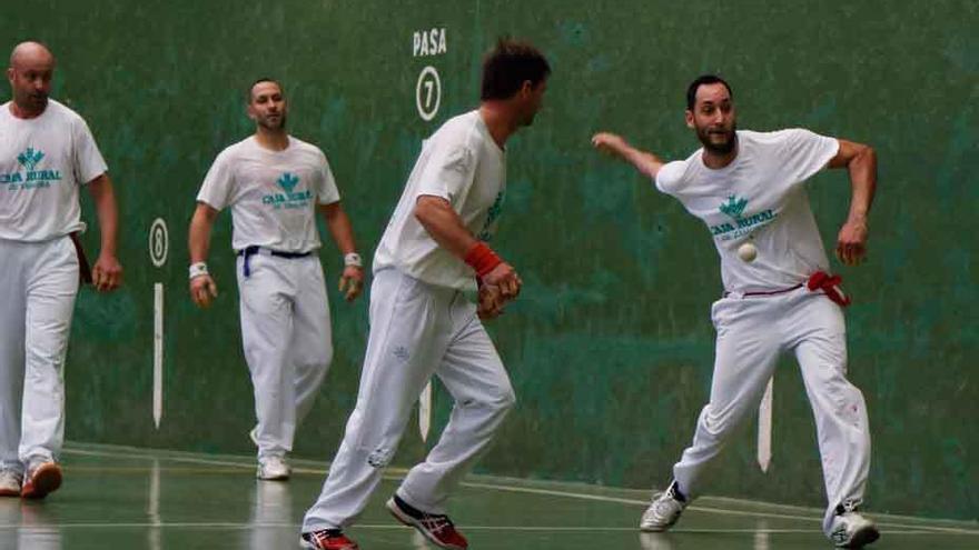 Pelota: Urretavizcaia y Tellechea revalidan título en un San Atilano repleto