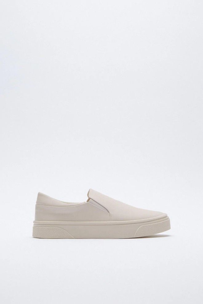 Zapatillas blancas básicas