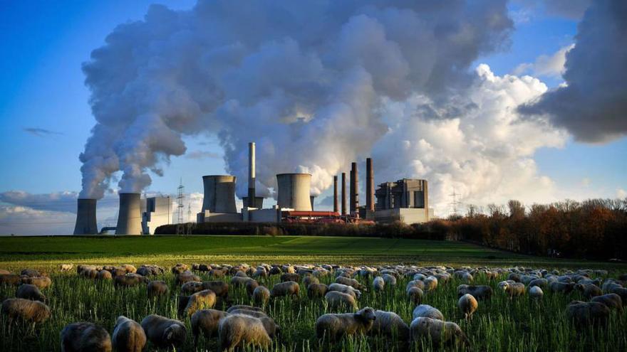 El avance del cambio climático es tal que reducir las emisiones ya no es suficiente, alertan los científicos
