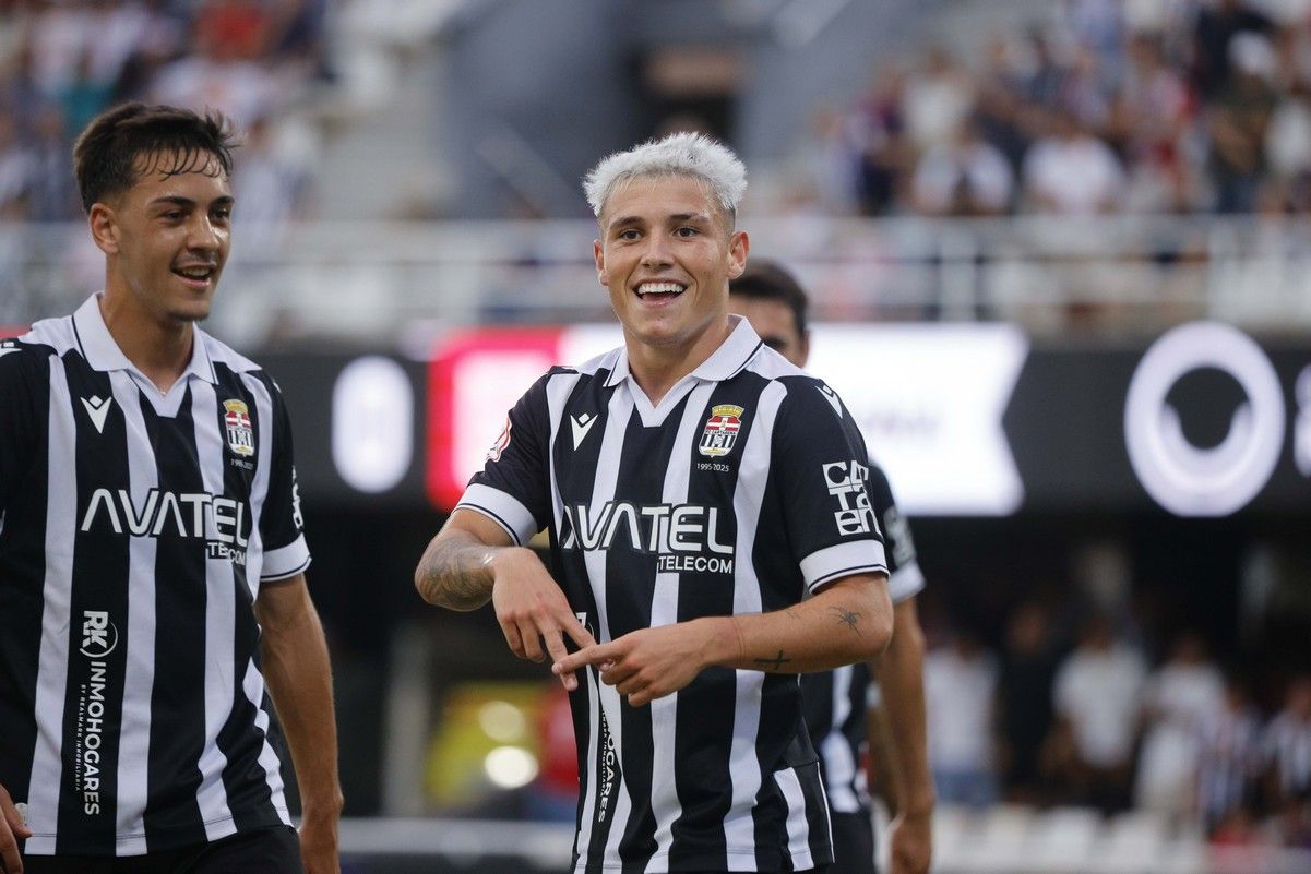 La victoria del FC Cartagena sobre el Tarazona, en imágenes
