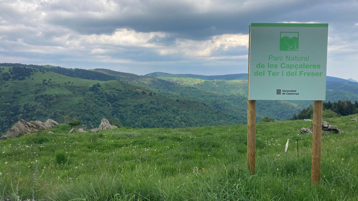 Un cartell del Parc Natural de les Capçaleres del Ter i Freser.