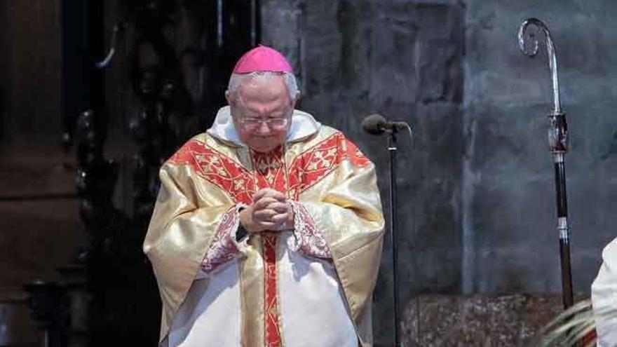 Javier Salinas, durante una misa en Palma.