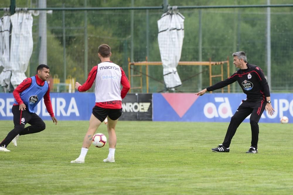 Los jugadores aumentan el ritmo en una nueva sesión para preparar la visita del Extremadura UD el próximo domingo a Riazor.