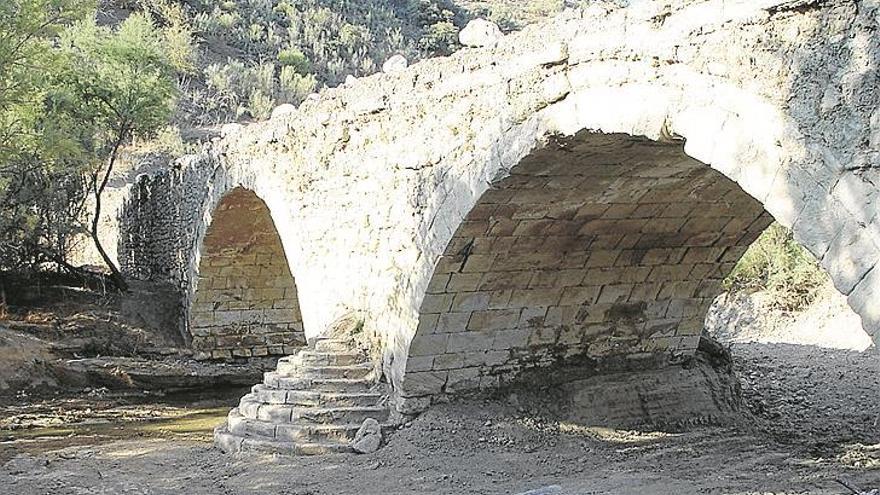 El Consistorio solicita a la Junta la donación del Puente Povedano
