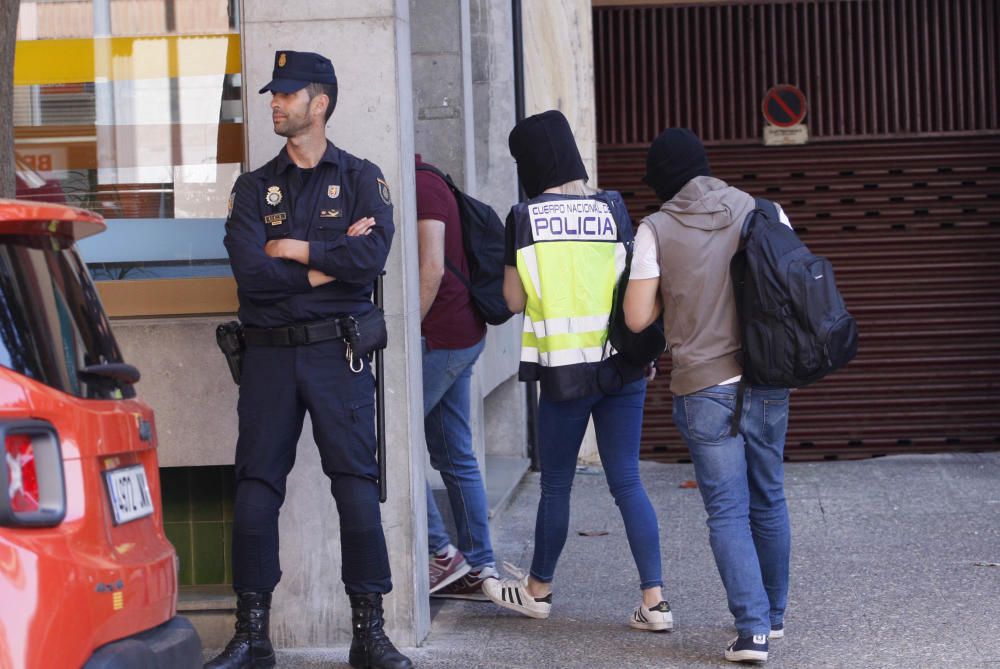 Registre policial a la Fundació Plataforma Educativa de Girona