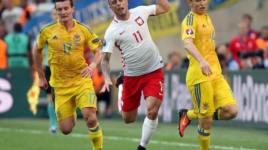 Polonia no necesita los goles de Lewandowski ante Ucrania (1-0) para pasar a octavos