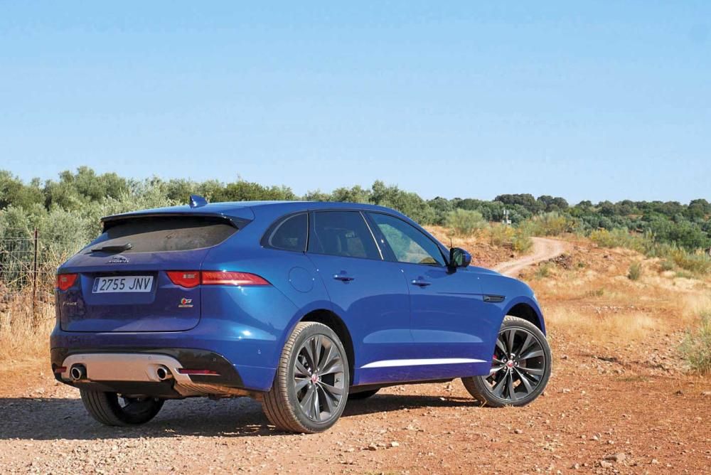 Jaguar F-Pace