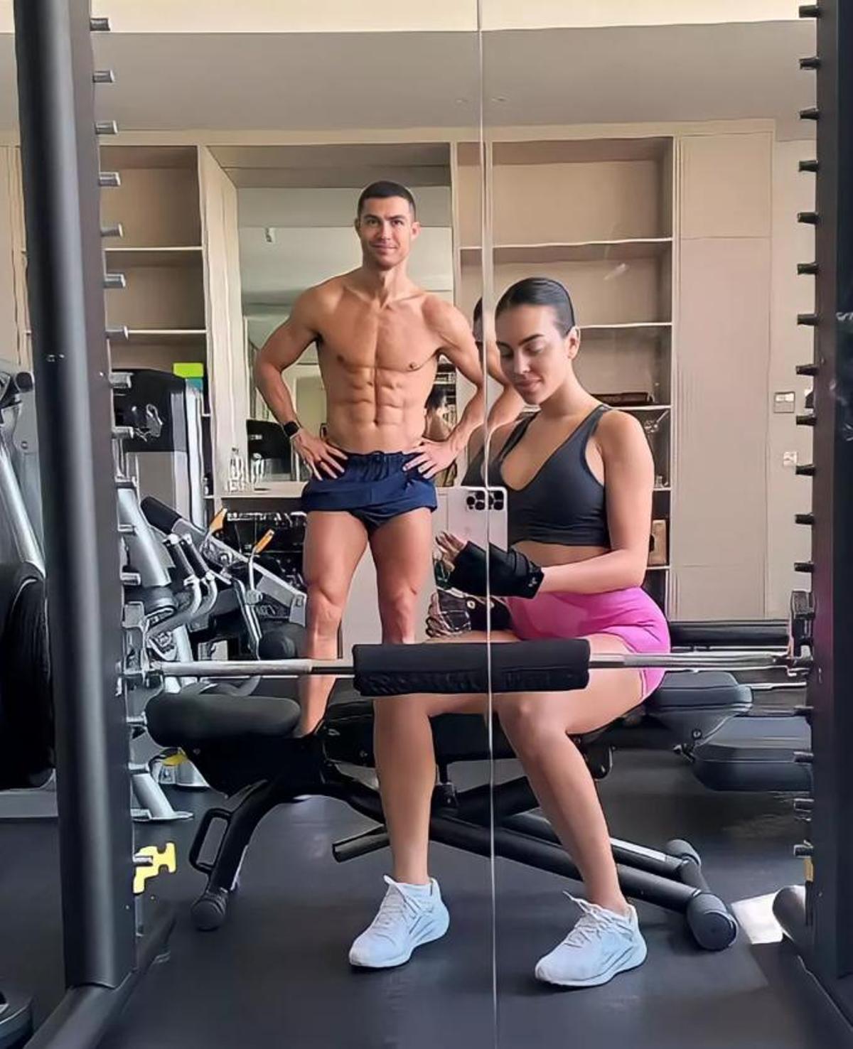Georgina Rodríguez y Cristiano Ronaldo entrenando juntos