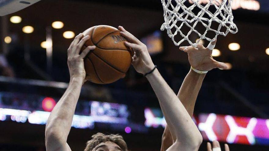 López pudo con Gasol y los Hornets ganan a los Grizzlies