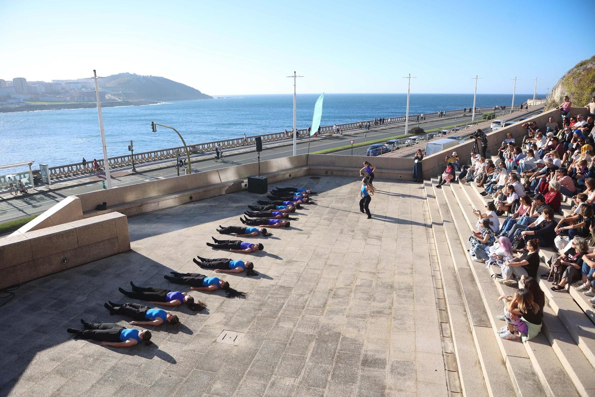 El festival de danza Quincegotas toma las calles de A Coruña