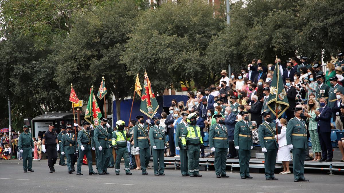 Parada militar y desfile de la Guardia Civil en Córdoba