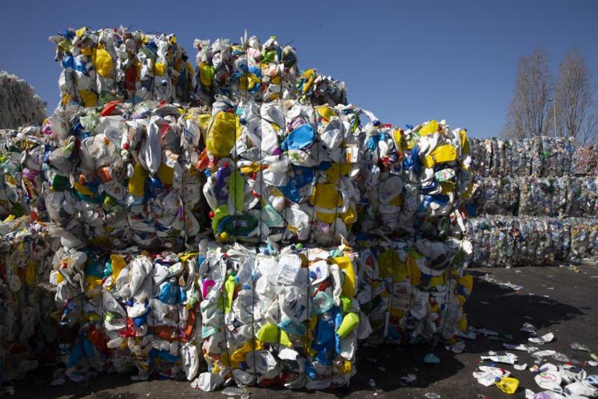 Catalunya incompleix els objectius europeus: recicla menys del 50% dels seus residus