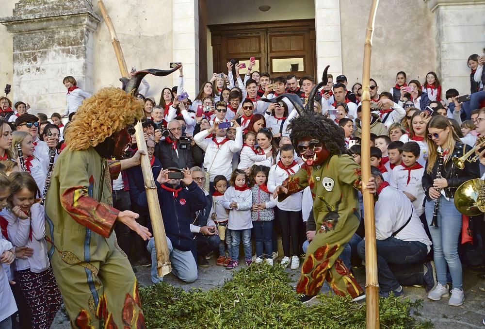Sant Antoni 2018: La cruz más simbólica es la de Capdepera