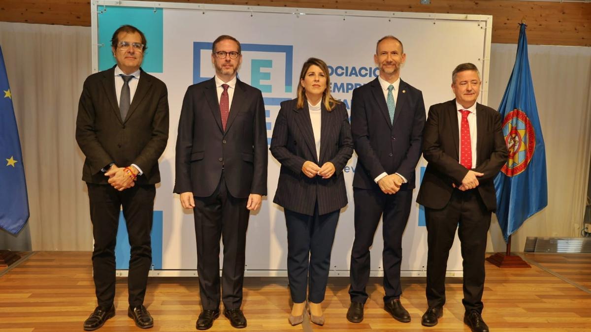 Presentación del estudio realizado por el Grupo de Investigación de Análisis Económico de la UPCT sobre el impacto social y económico de las empresas de la Asociación de Empresas del Valle de Escombreras en 2024