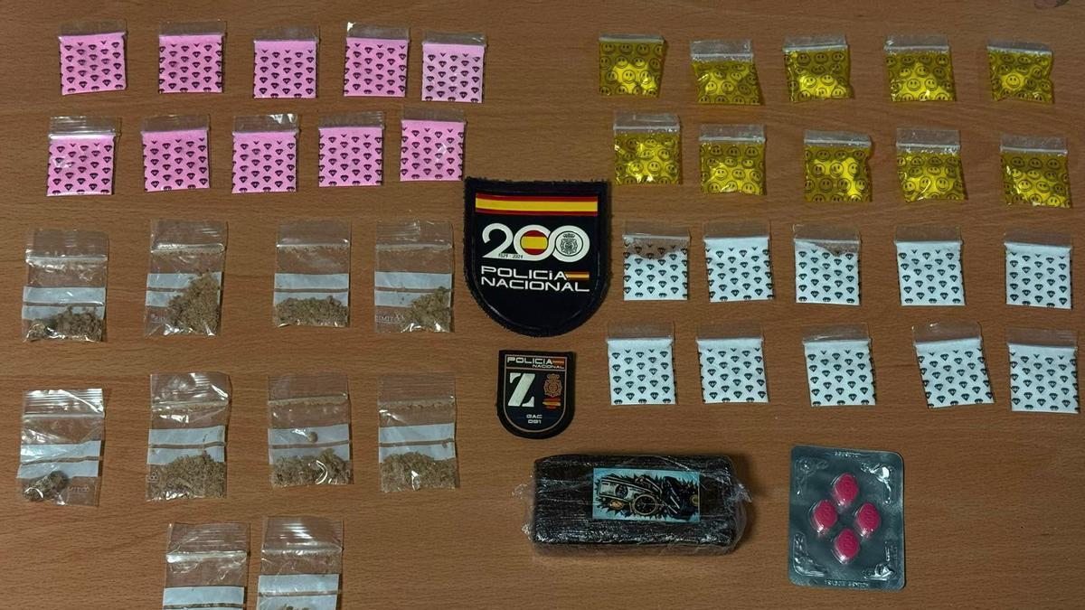 Las drogas intervenidas al detenido por la Policía Nacional