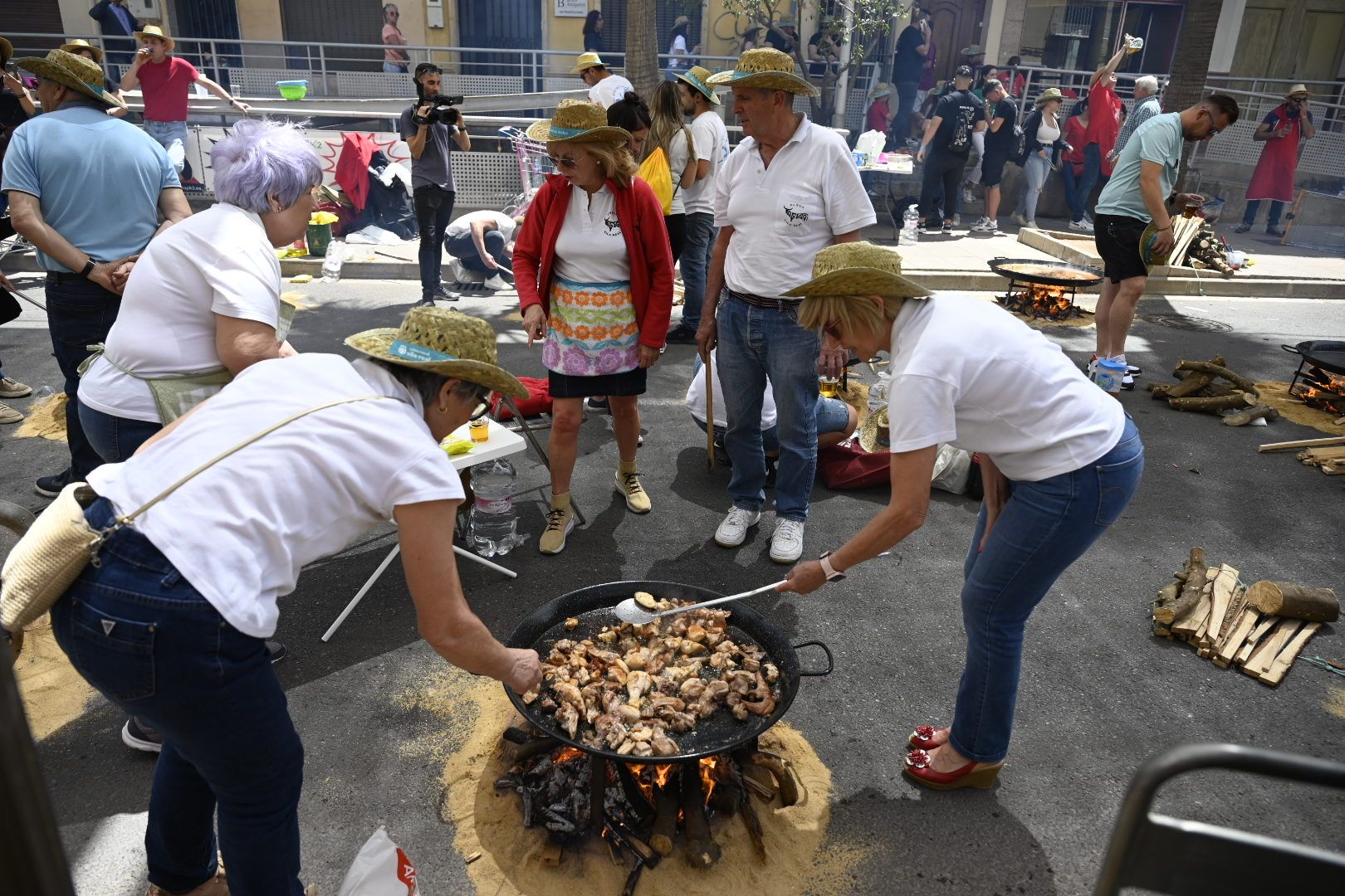 Encuéntrate en las paellas celebradas por Sant Pasqueal en Vila-real