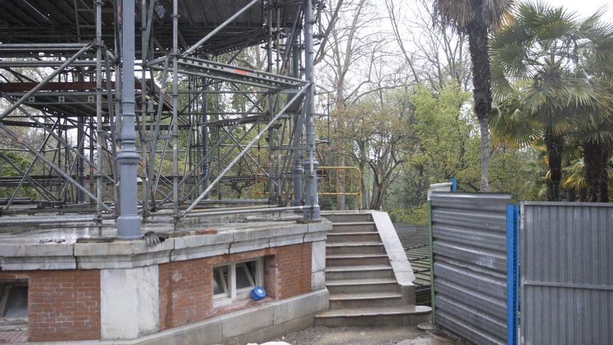 EN IMÁGENES: Así avanzan las obras del kiosco de la música del Bombé en Oviedo