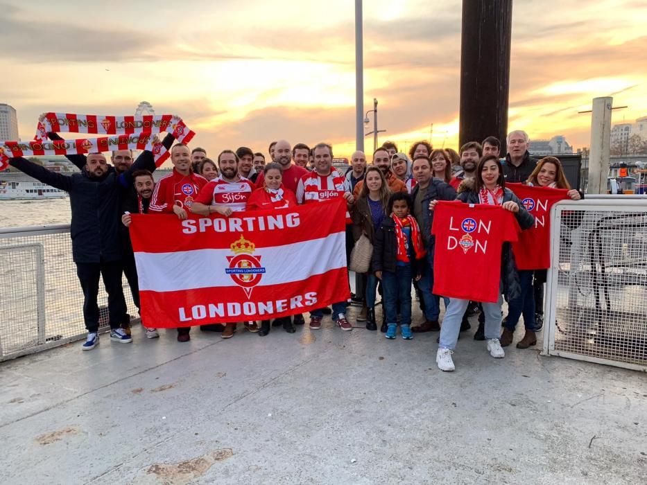 Los aficionados del Sporting, reunidos para el derbi