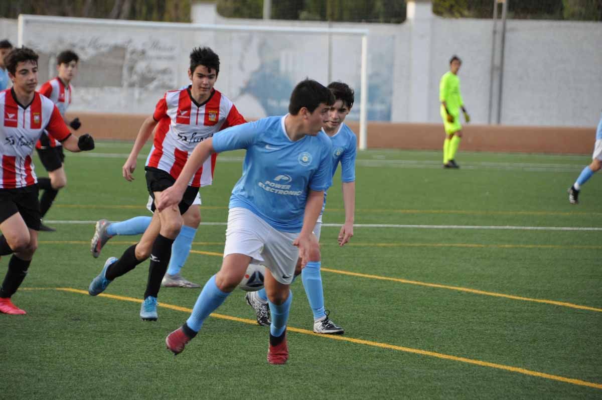 Imágenes de la jornada de fútbol base (17/18 abril)