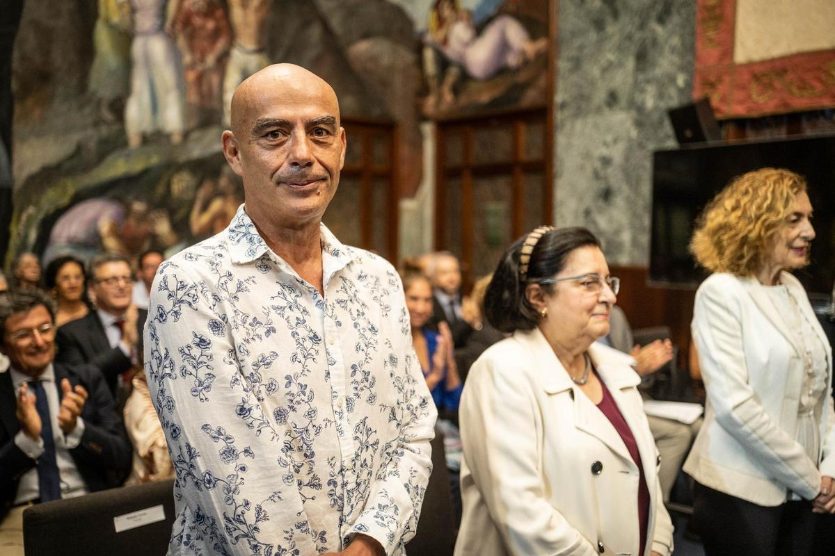 Roberto Torres durante la entrega del premio de Honor del Círculo de Bellas Artes de Tenerife.