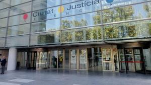 El detenido fue llevado directamente a la Ciudad de la Justicia