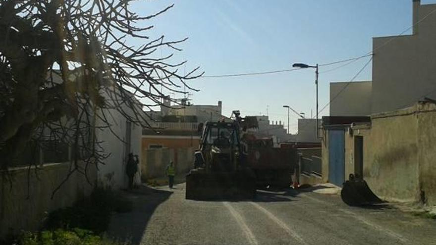 El Ayuntamiento de Crevillent ampliará las aceras y asfaltará un tramo de la calle Sendra