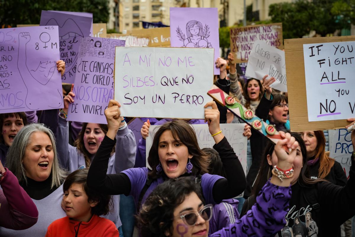 Una de las pancartas de la manifestación de Badajoz.