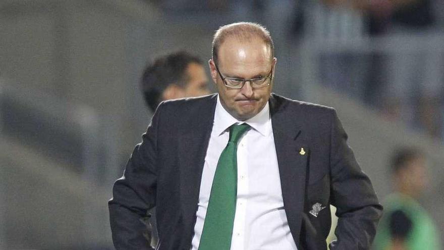 Pepe Mel, durante su primera etapa en el Betis.