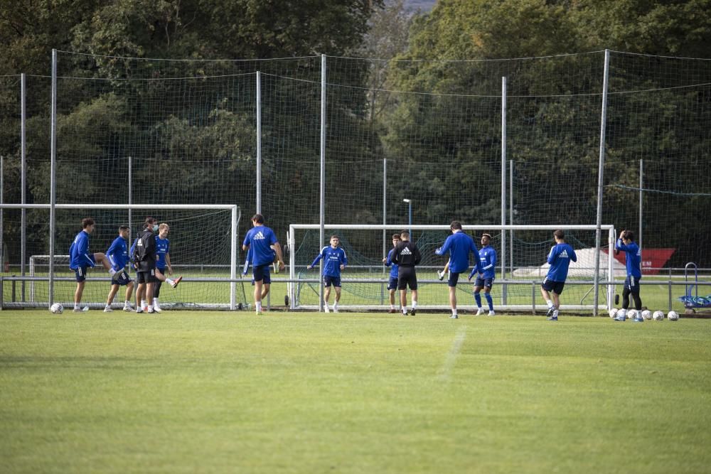 Entrenamiento del Oviedo tras el derbi