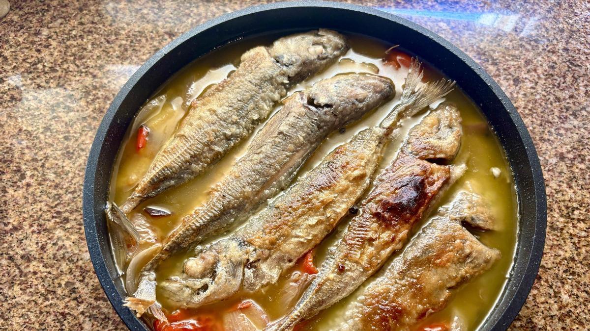 'Sorells' en escabeche de vino blanco.