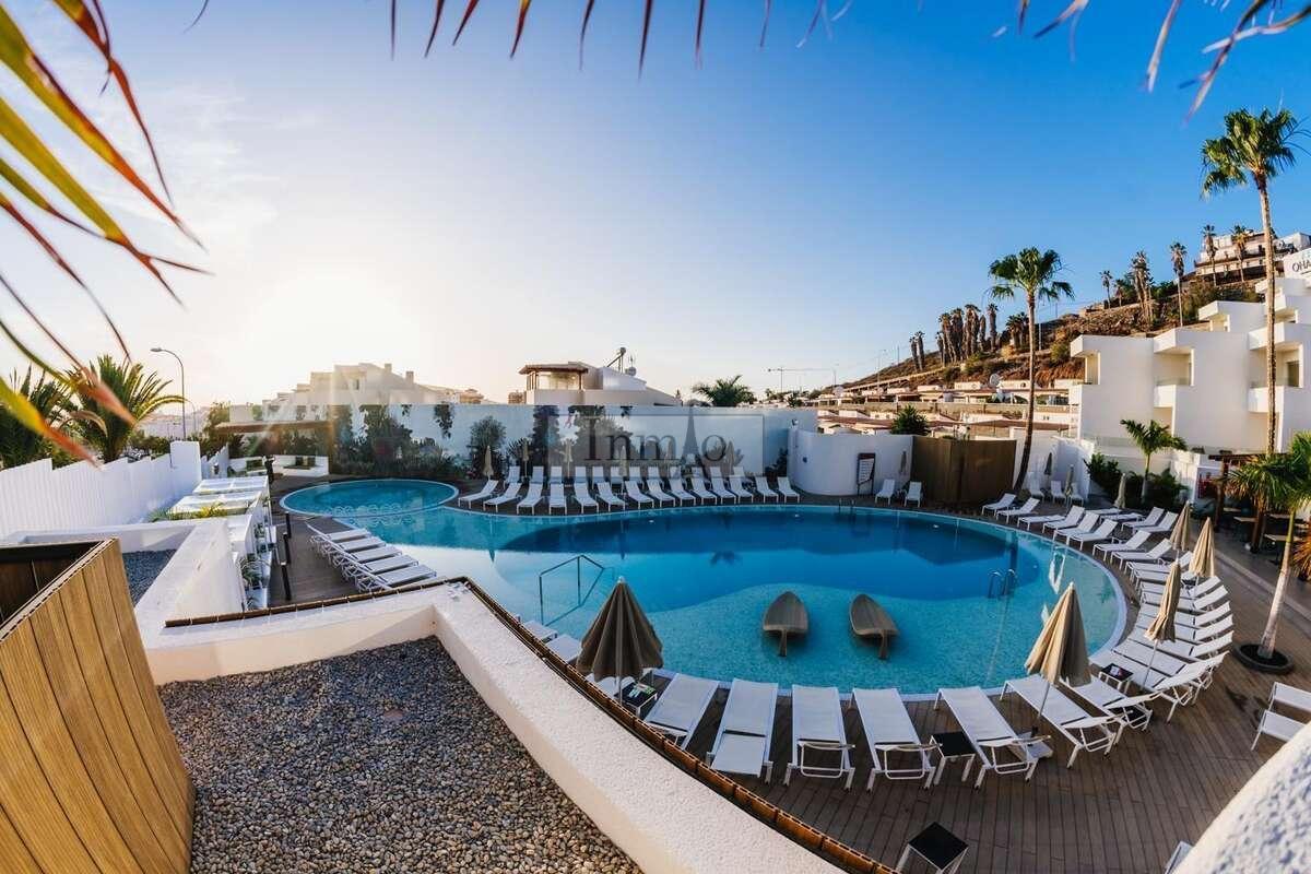 Piso con piscina en Los Cristianos