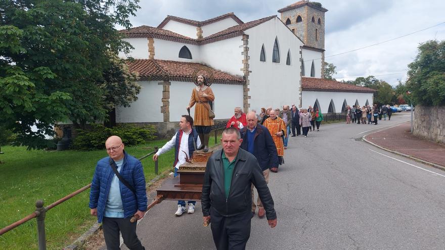 La parroquia de Granda se vuelca con San Isidro Labrador: &quot;Es una tradición&quot;