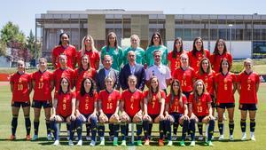 La selección se hace la foto oficial con las 23 convocatadas para la Eurocopa