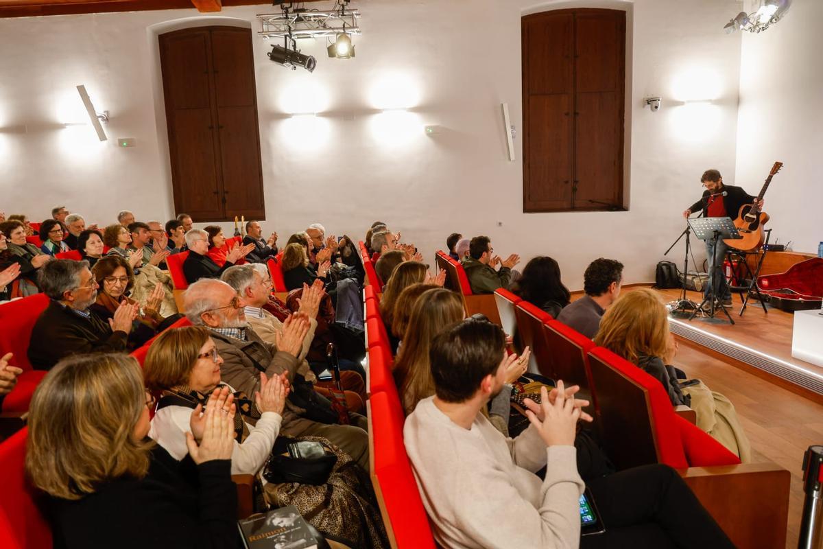Presentación de la biografía 'Raimon. Aquest jo que sóc jo'