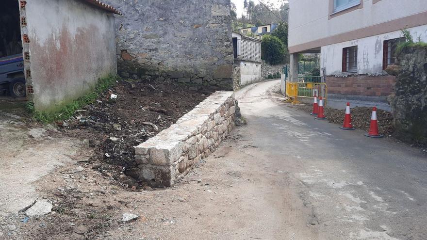 Ubicación en la que se encontraba el hórreo retirado por el Concello en Suevos.