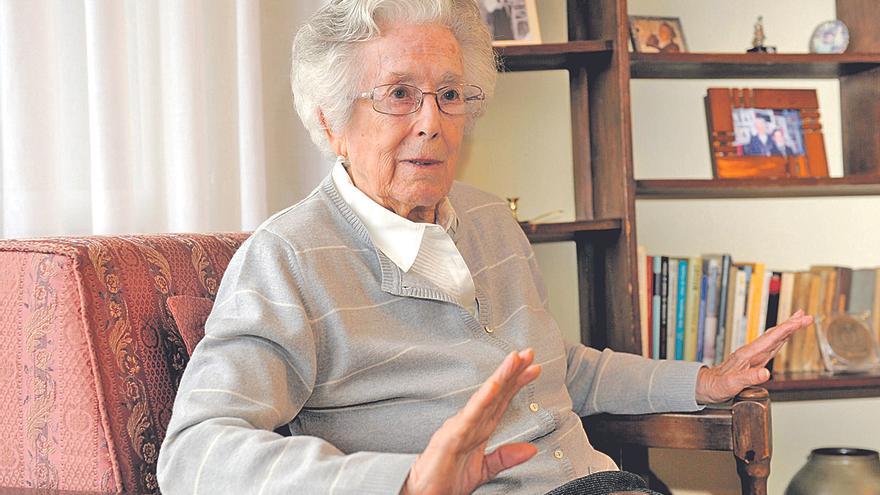 Fallece a los 101 años Eloína Suárez, única alcaldesa de la historia de Oviedo y mujer &quot;muy luchadora y trabajadora&quot;