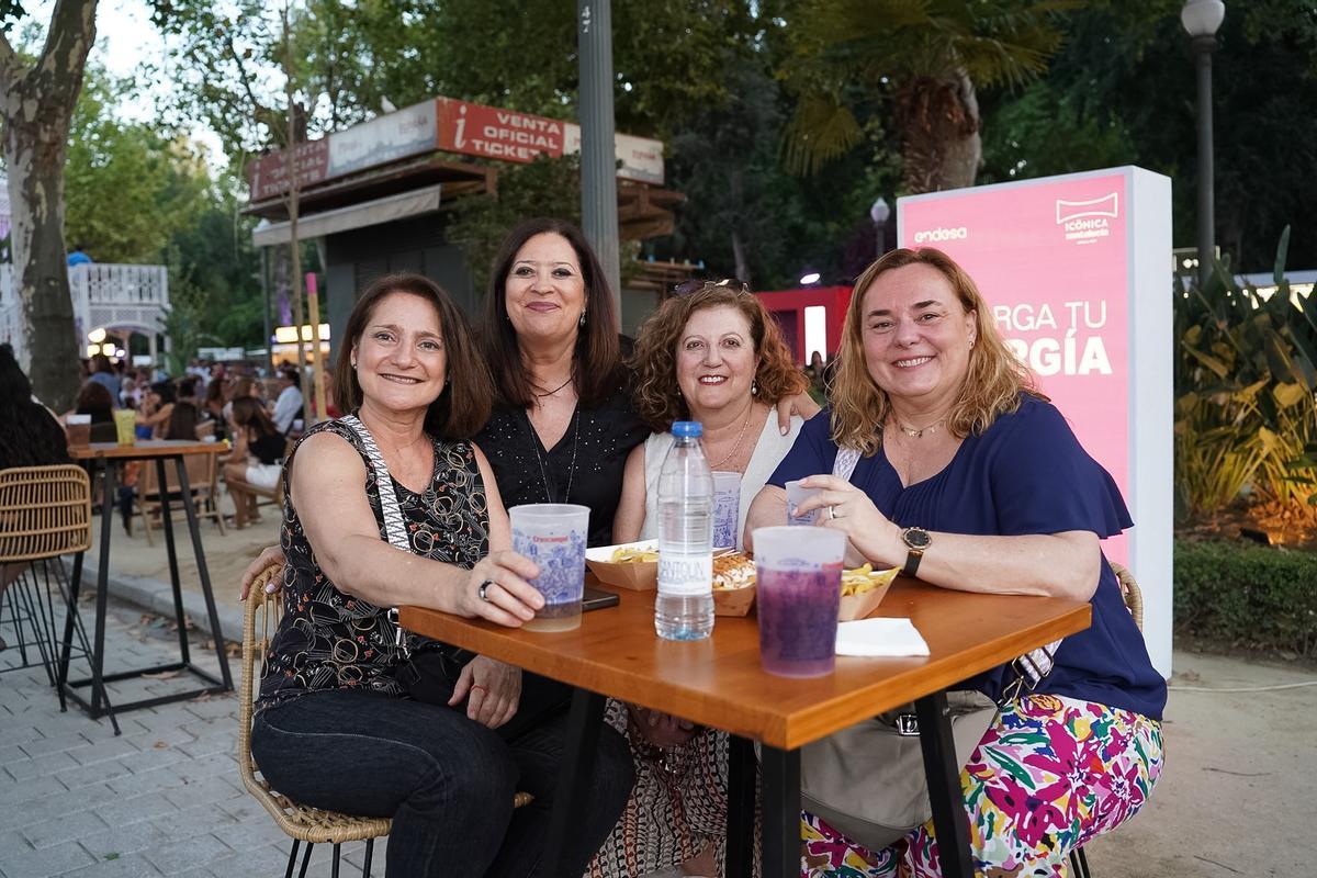 ¿Estuviste en el concierto de Pablo Alborán en Icónica Santalucía Sevilla Fest? ¡Búscate en nuestra fotogalería!