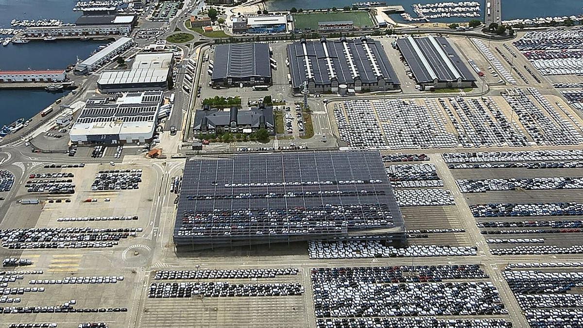 Vista aérea de la terminal Ro-Ro del puerto de Vigo.