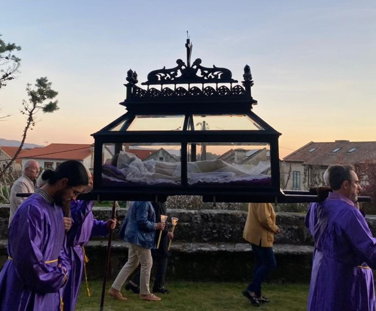 El Santo Entierro tras el Desenclavo. | FDV