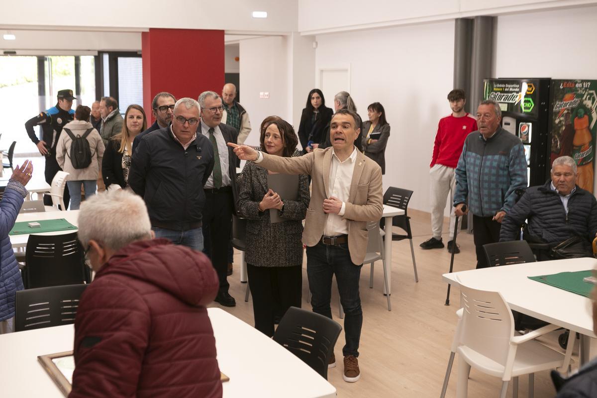 Acto de inauguración del centro de mayores de Las Vegas